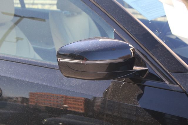 Certified 2023 BMW 330e xDrive w/ Convenience Package image 10