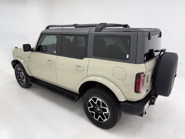 Used 2025 Ford Bronco Outer Banks AWD/4WD image 37