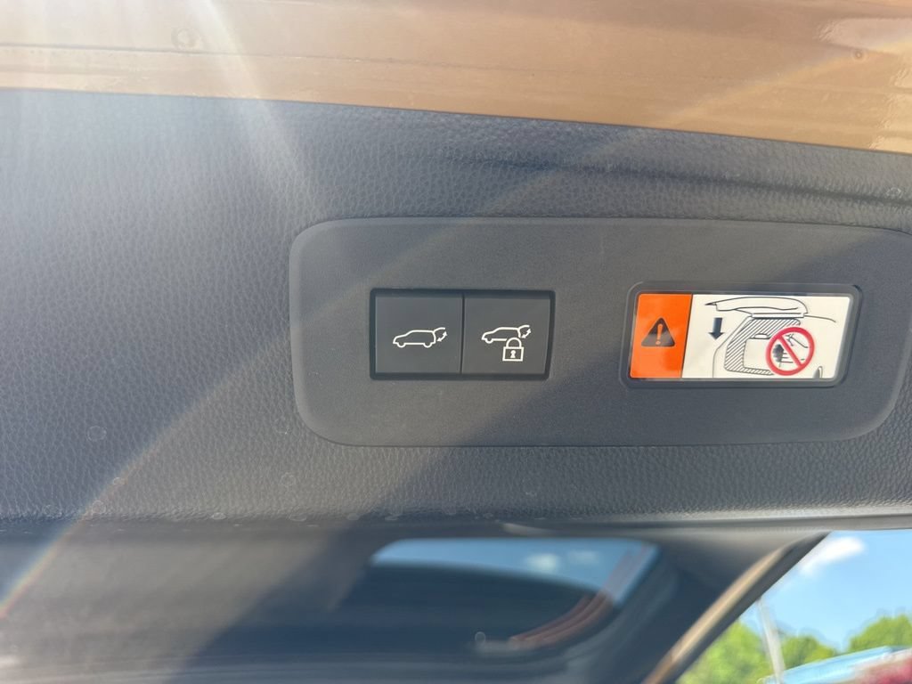 Used 2024 Toyota Land Cruiser AWD/4WD image 31