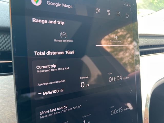 New 2025 Volvo EX90 Ultra image 17