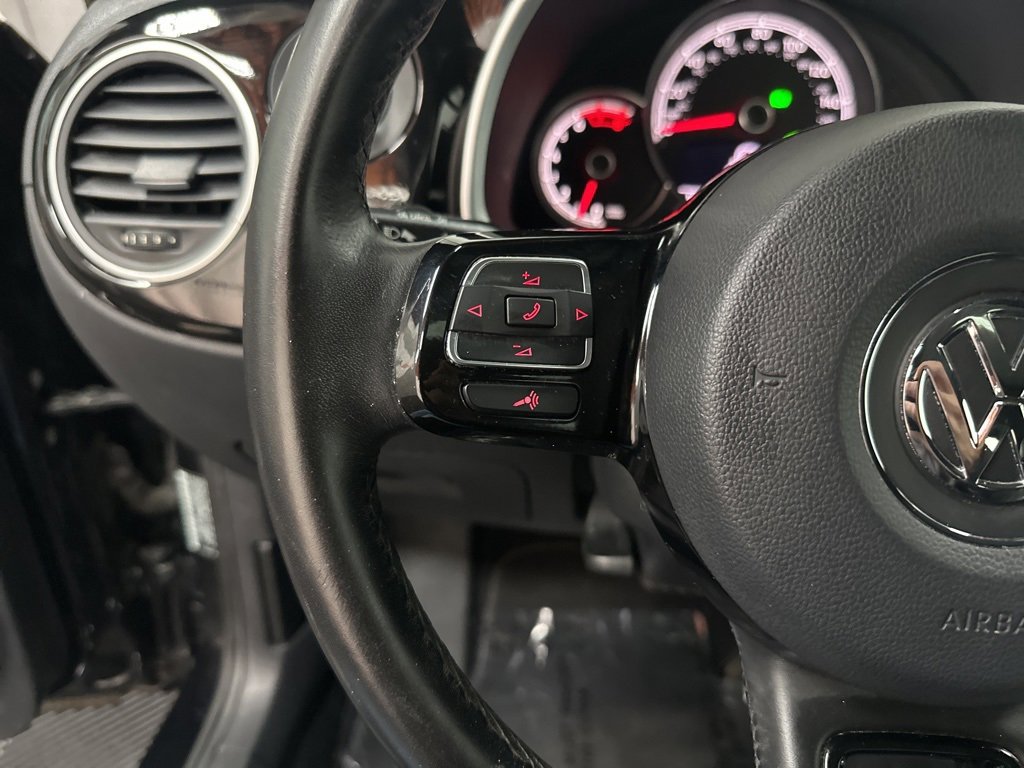 Used 2019 Volkswagen Beetle 2.0T SE image 17