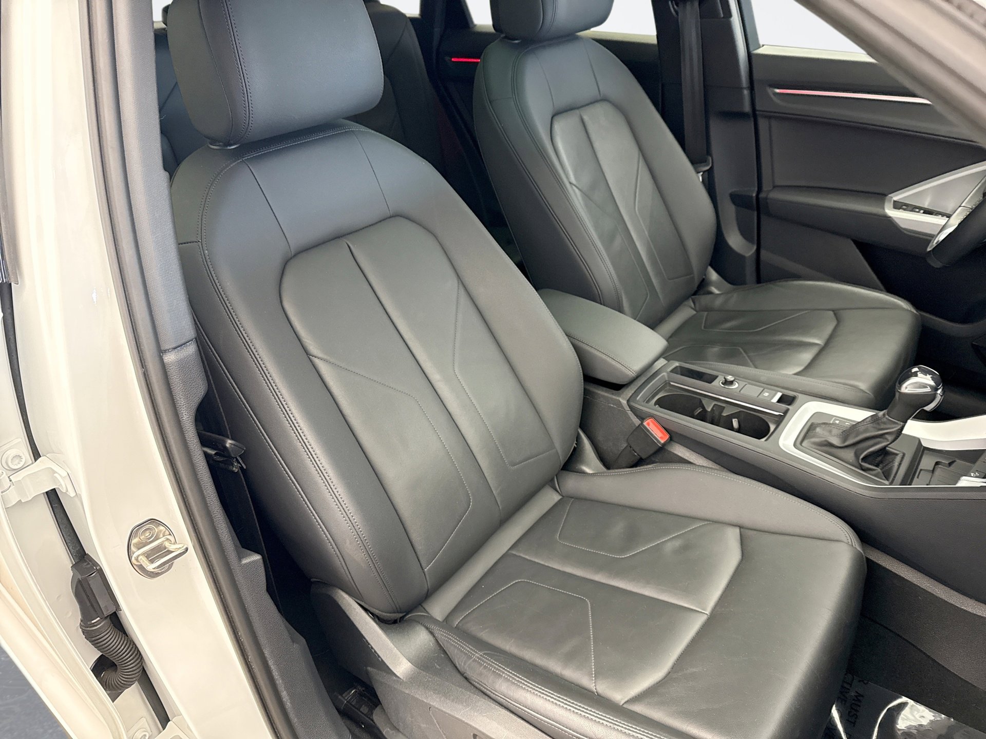 Used 2023 Audi Q3 2.0T Premium Plus image 19