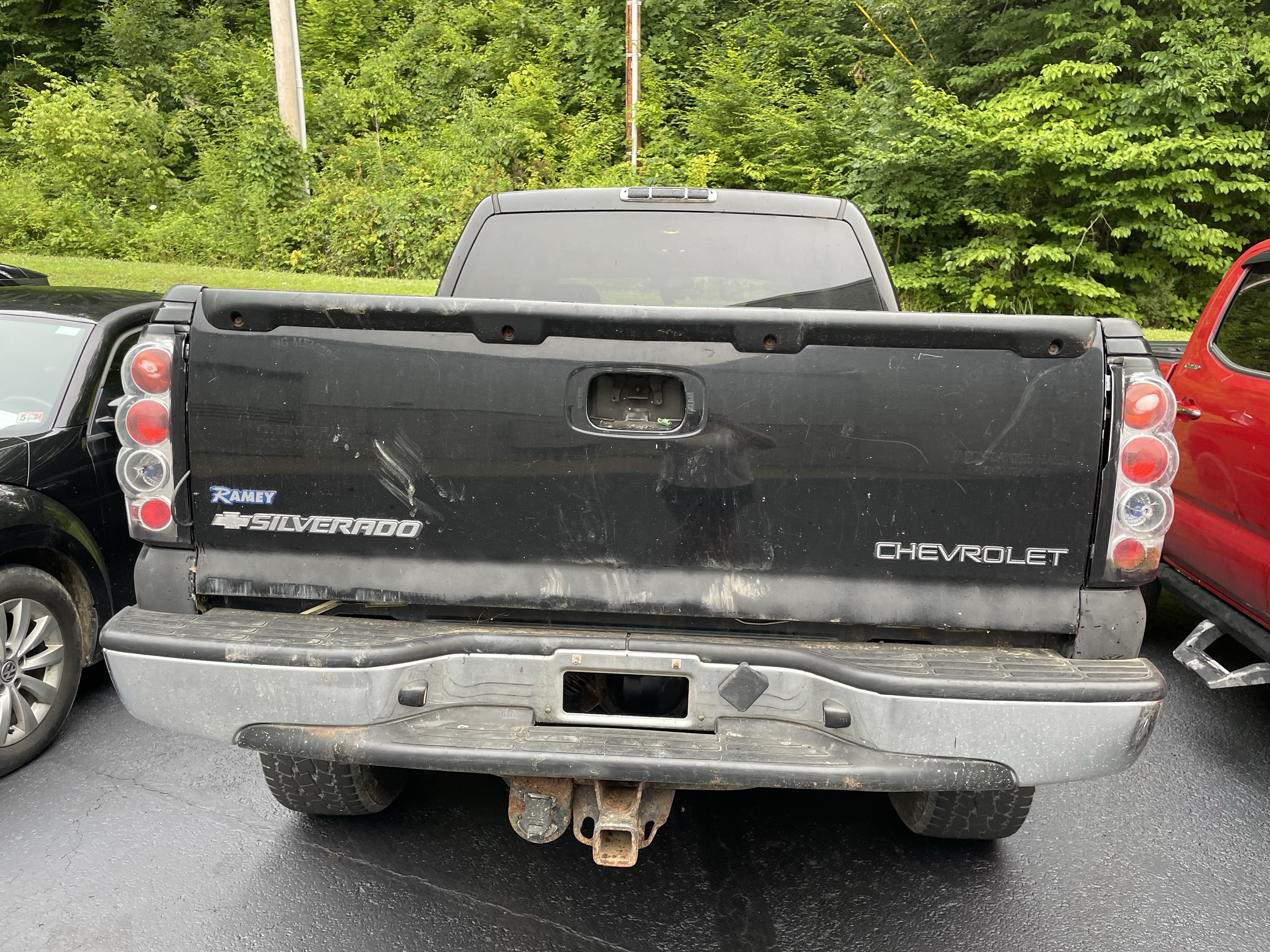 Used 2004 Chevrolet Silverado 1500 LT AWD/4WD image 3