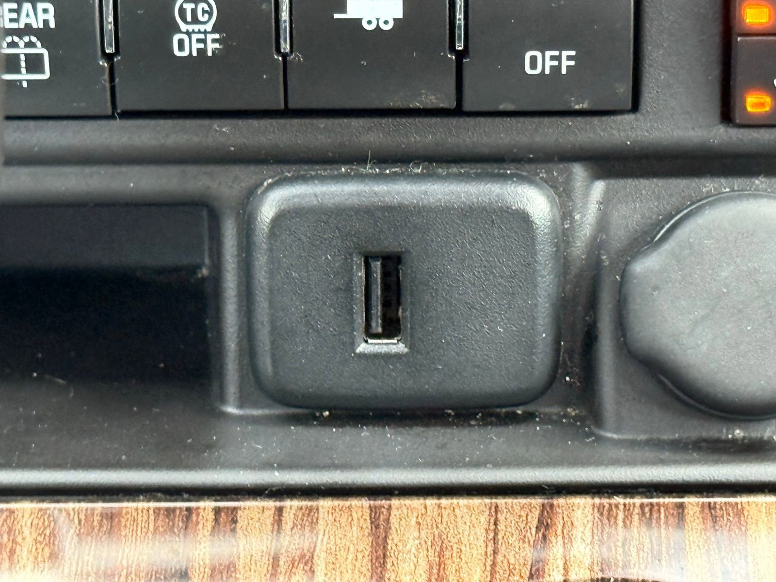 Used 2015 GMC Acadia Denali image 28