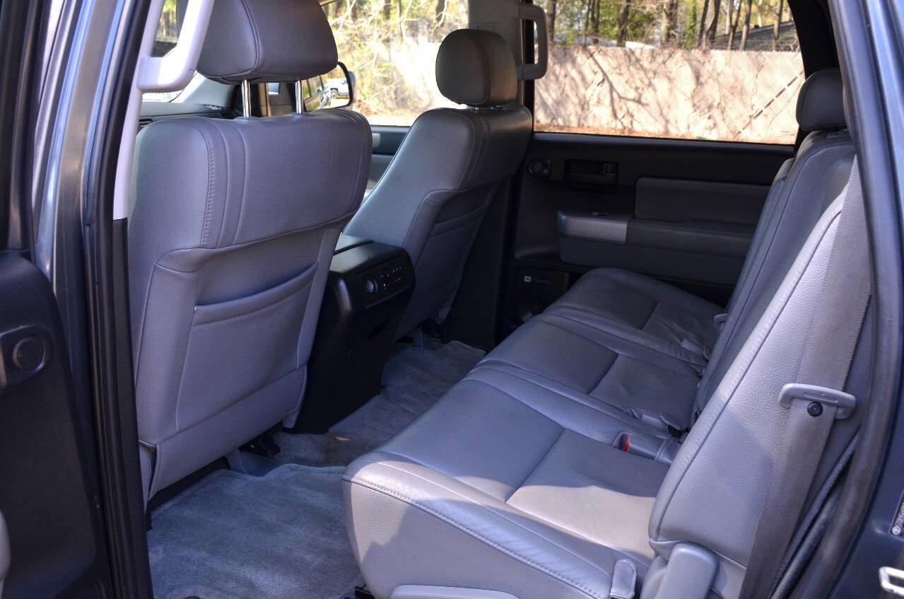 Used 2008 Toyota Sequoia SR5 image 17
