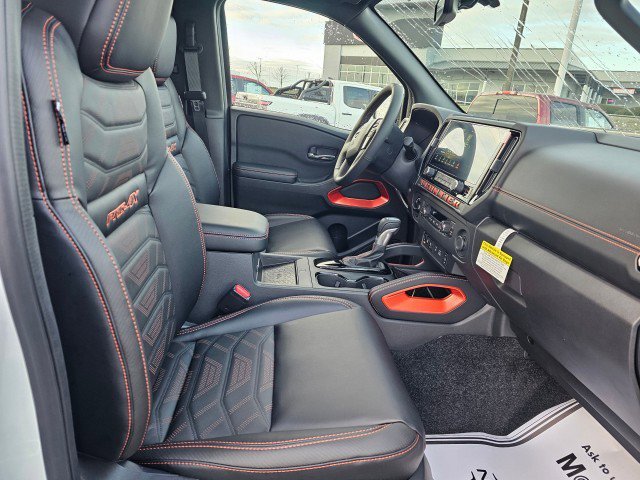 New 2025 Nissan Frontier PRO-4X w/ Pro Premium Package image 13
