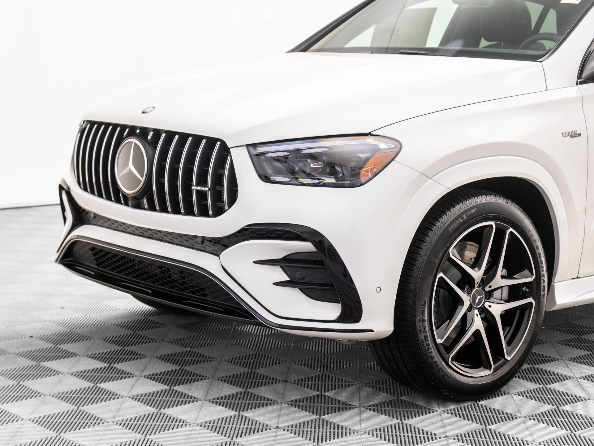 New 2026 Mercedes-Benz GLE 53 AMG 4MATIC Coupe image 37