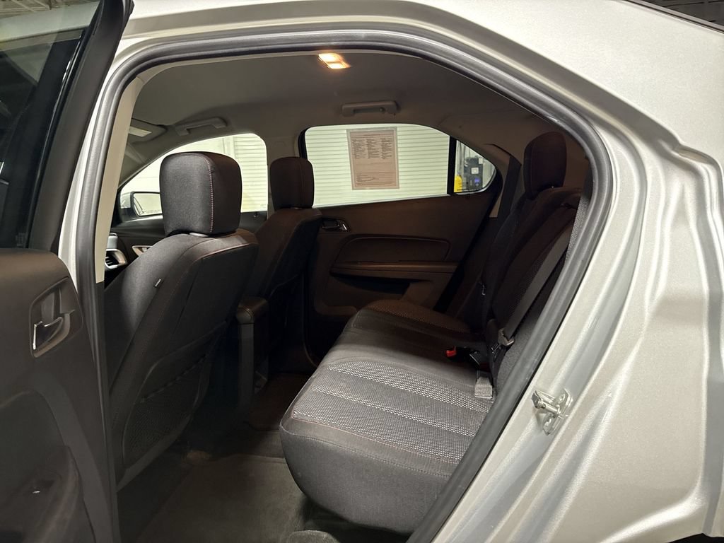 Used 2017 Chevrolet Equinox LT w/ Convenience Package FWD image 22