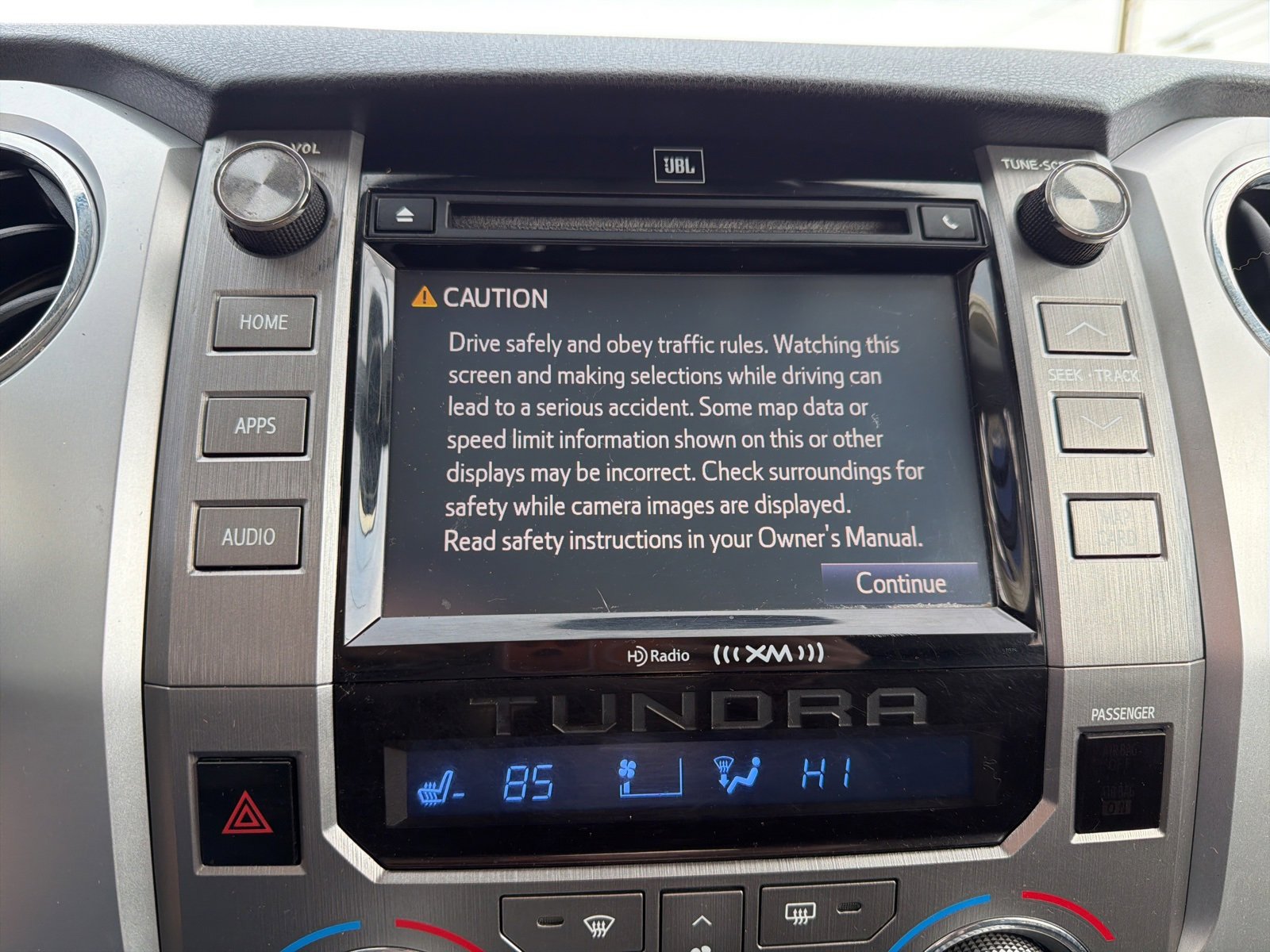 Used 2014 Toyota Tundra Platinum image 29