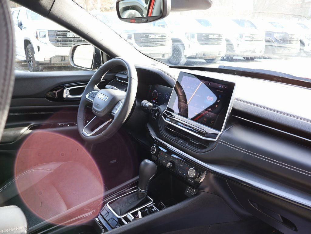 Used 2024 Jeep Compass Limited w/ High Altitude Package image 34