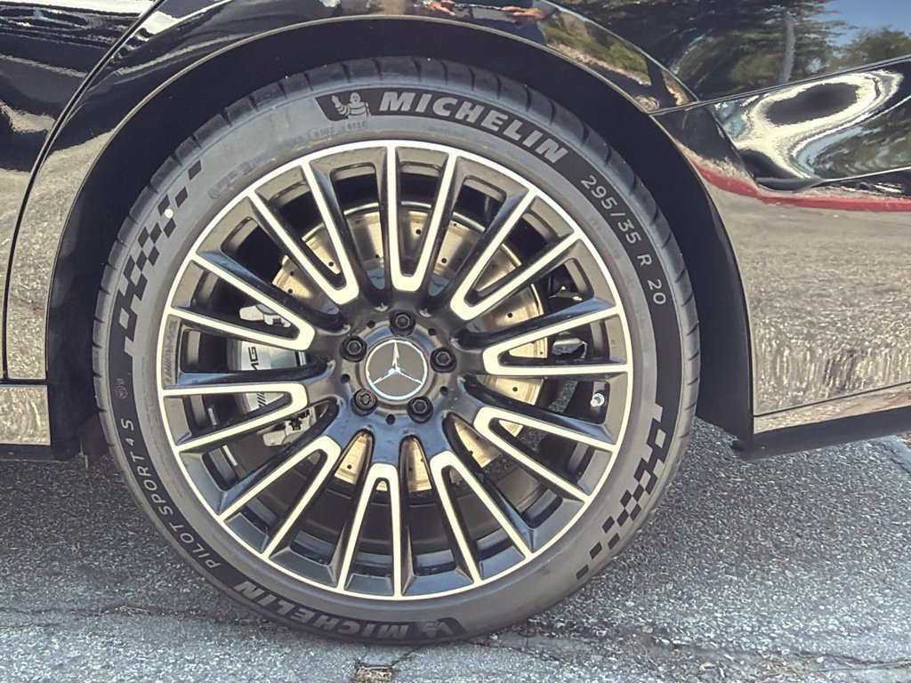 New 2026 Mercedes-Benz E 53 AMG e 4MATIC Sedan image 17