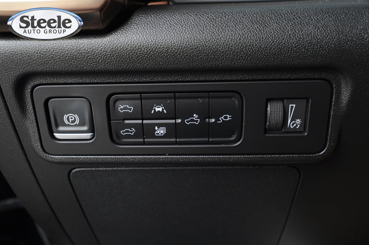 Used 2024 GMC Hummer EV 2X AWD/4WD image 16