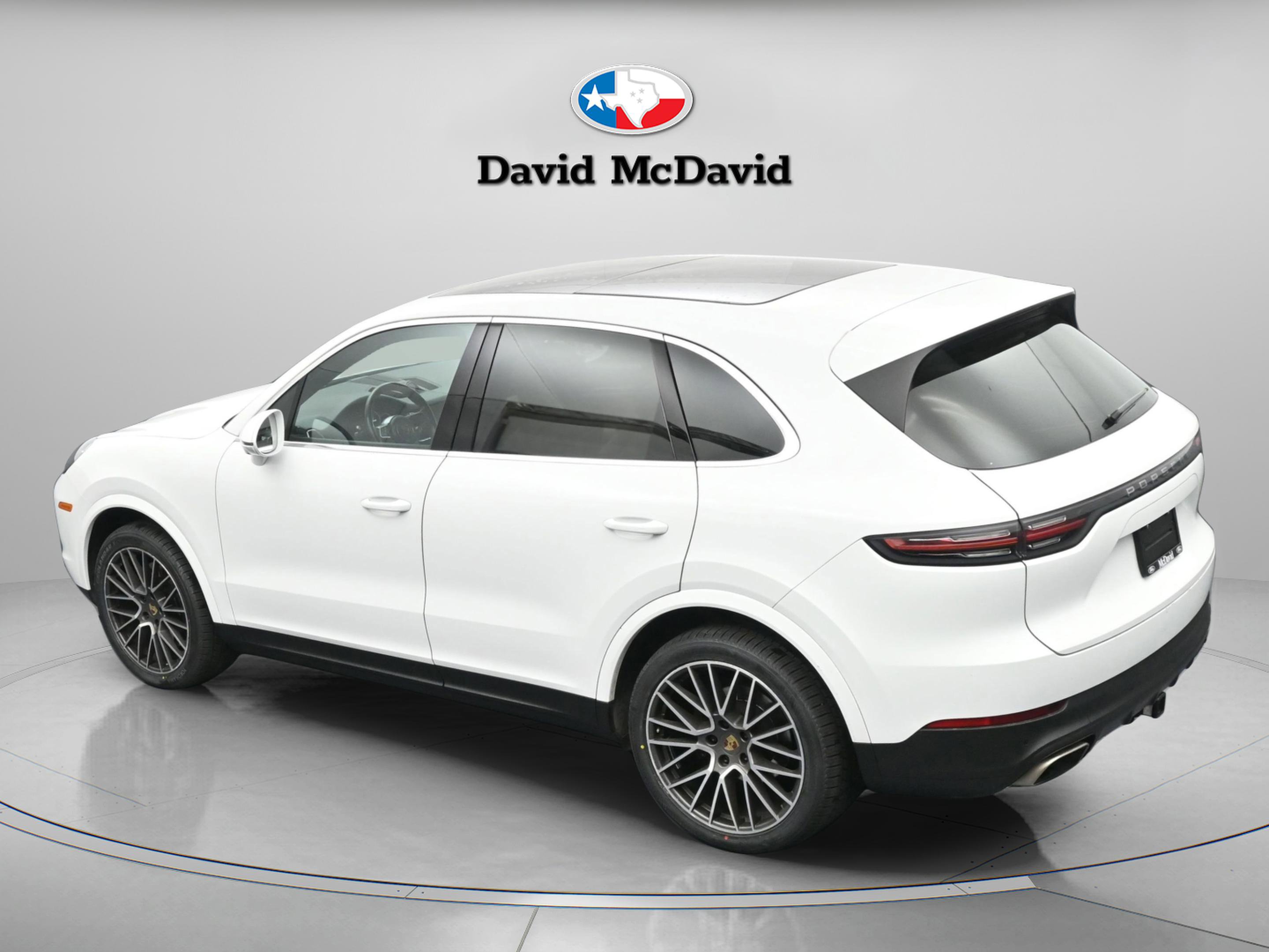 Used 2022 Porsche Cayenne image 11
