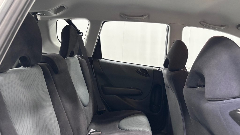 Used 2008 Honda Fit Sport image 25