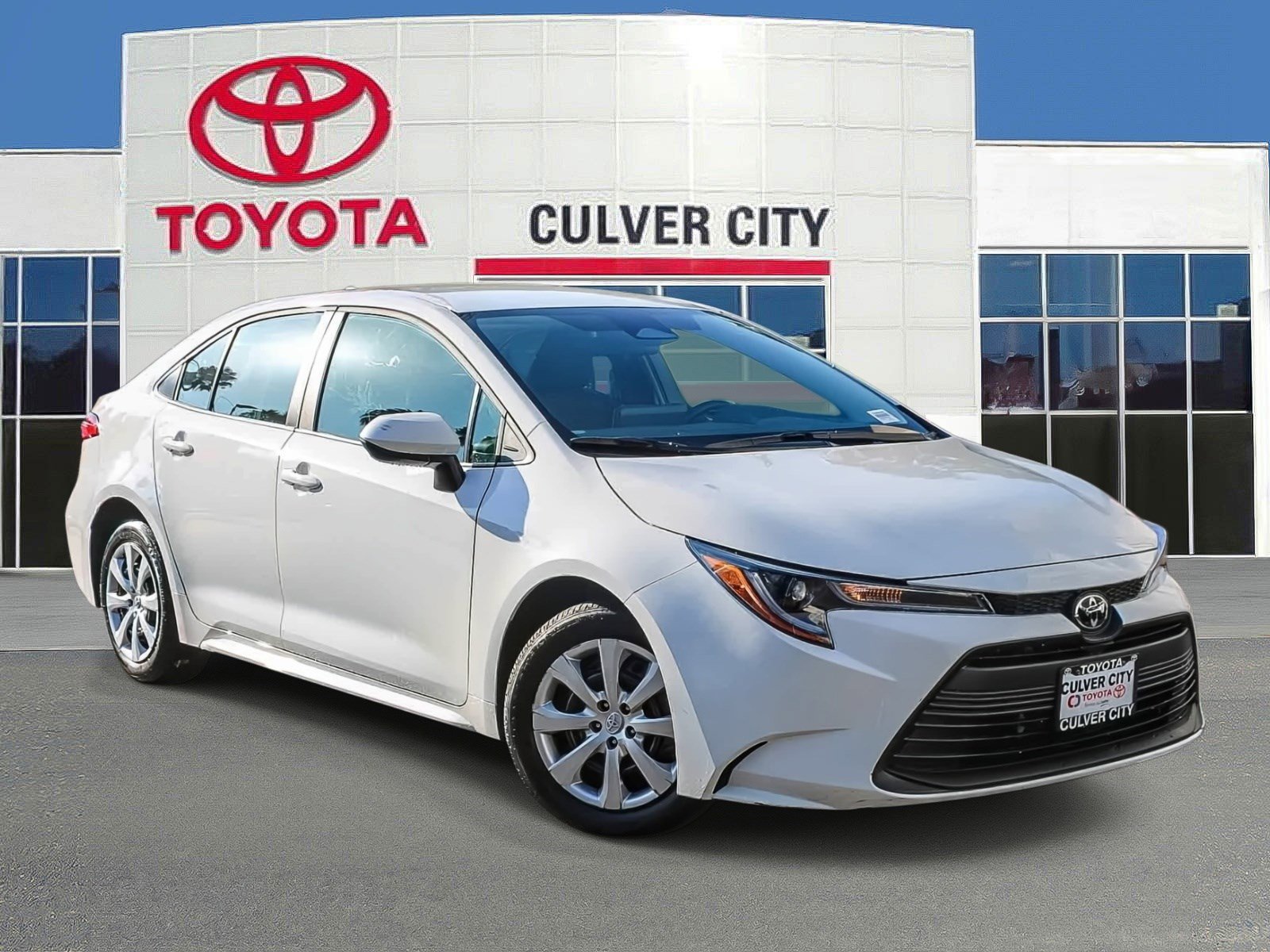 Used 2024 Toyota Corolla LE