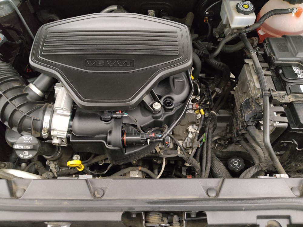 Used 2019 GMC Acadia Denali w/ Technology Package FWD image 30