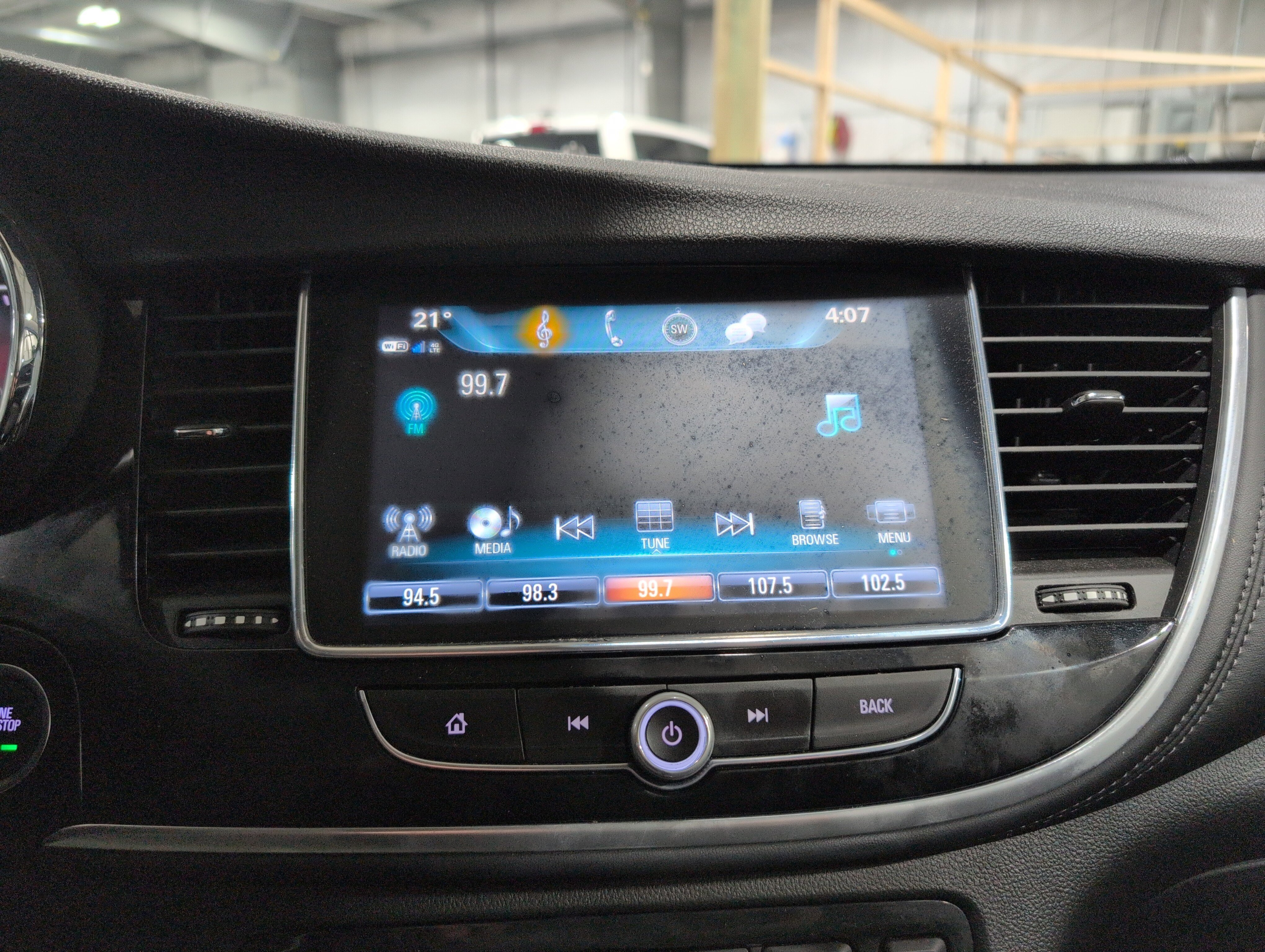 Used 2019 Buick Encore Preferred image 18