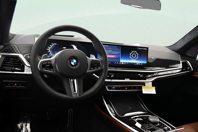 Used 2026 BMW X7 M60i AWD/4WD image 25