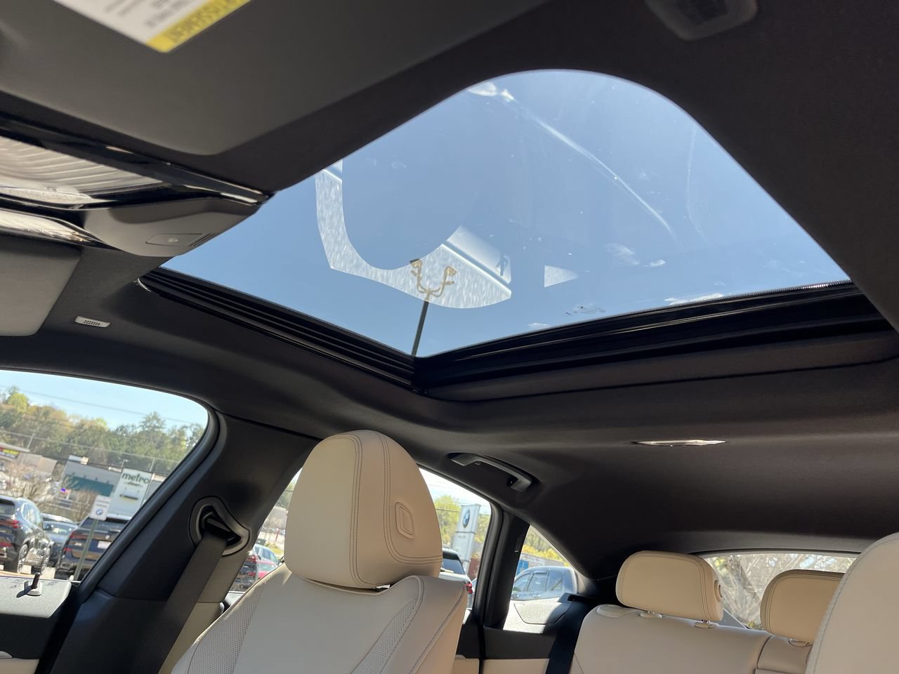Used 2026 BMW i4 eDrive40 w/ Premium Package RWD image 30