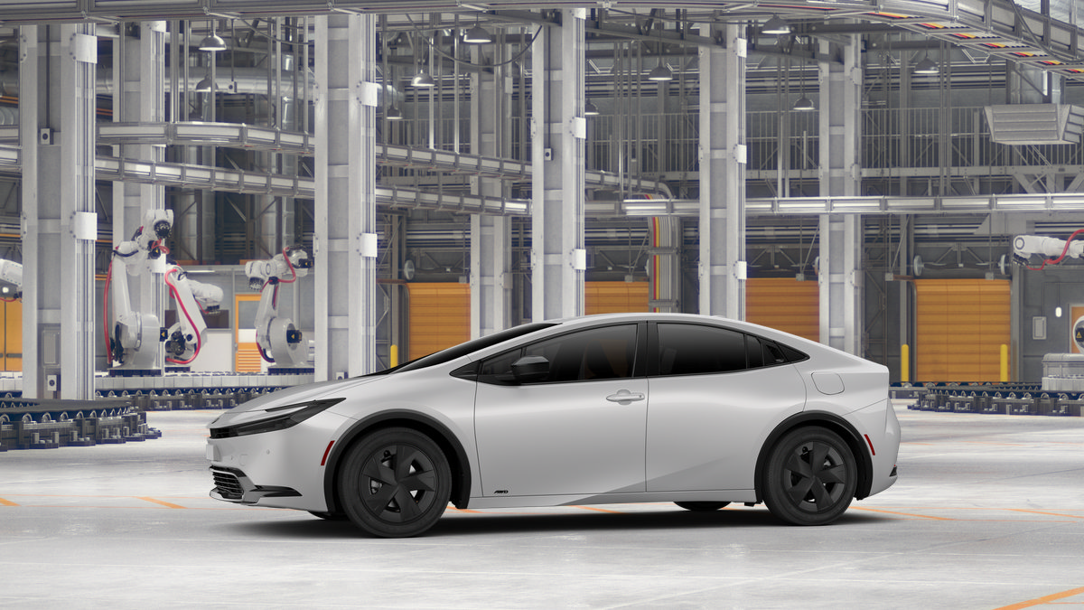 New 2027 Toyota Prius LE AWD/4WD image 3