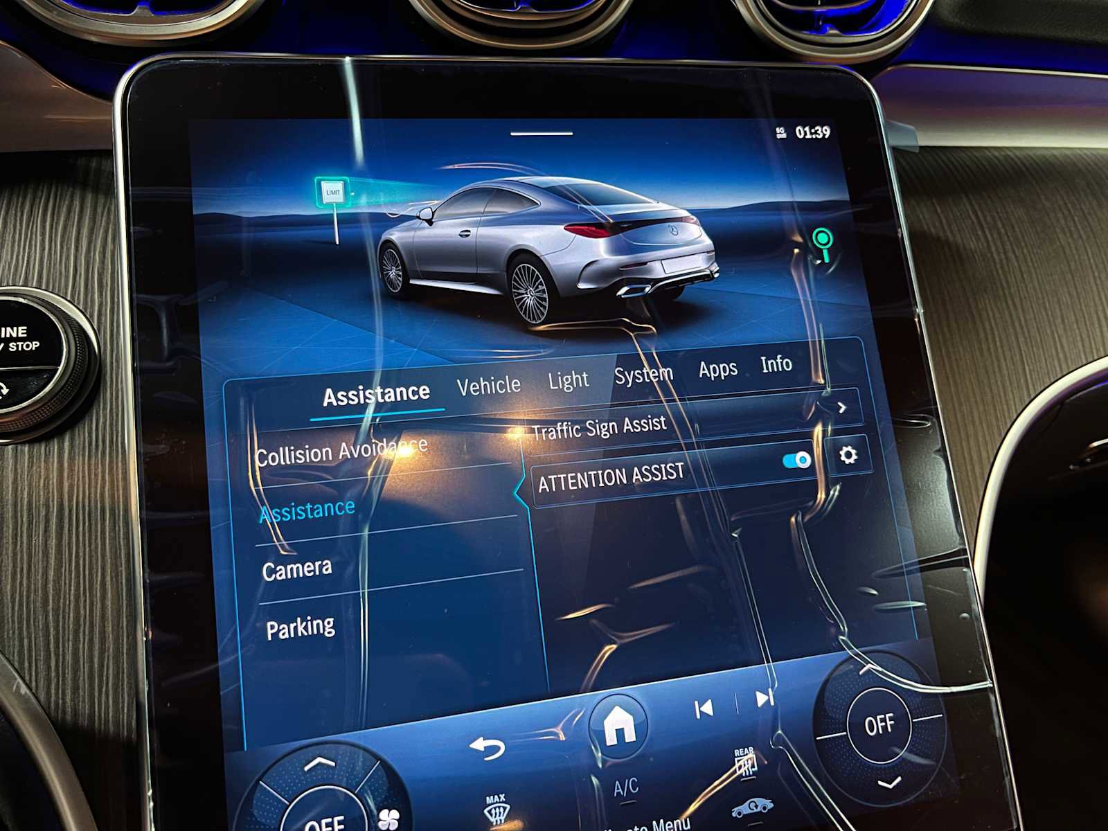 New 2026 Mercedes-Benz CLE 300 4MATIC Coupe image 36