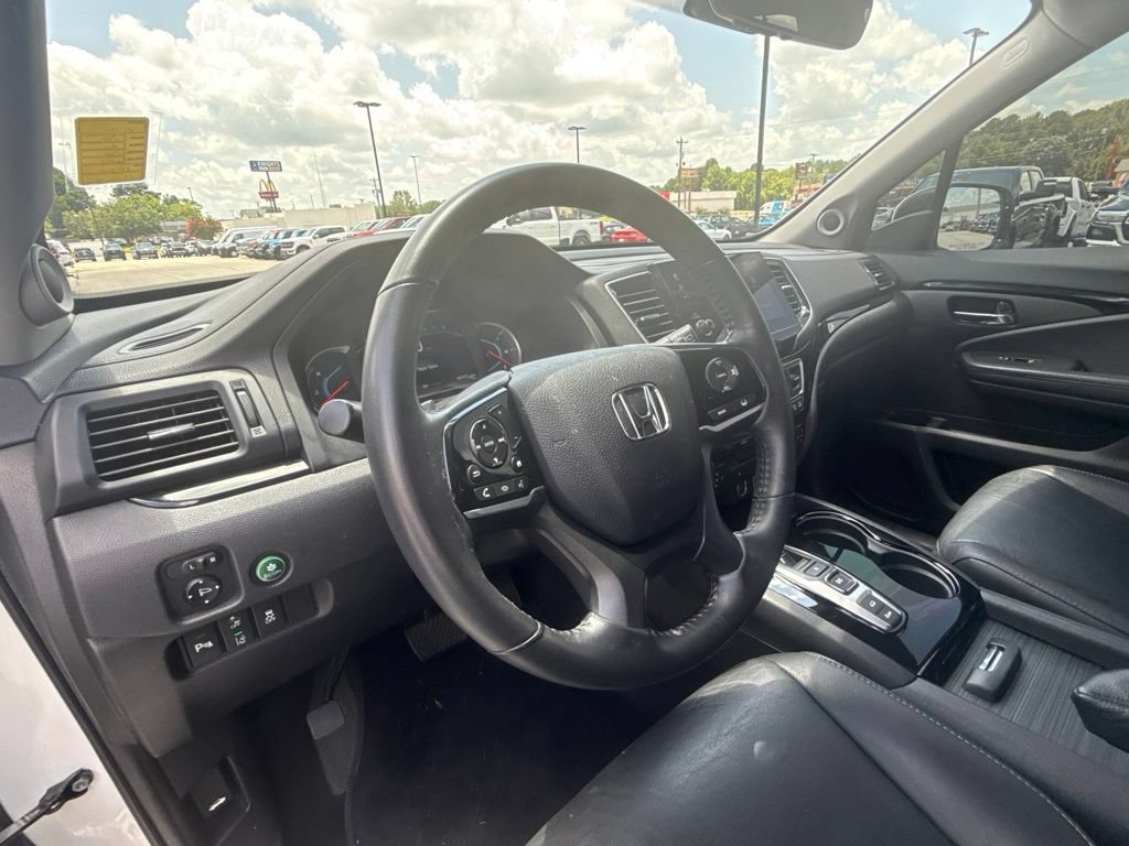 Used 2020 Honda Pilot Touring image 15