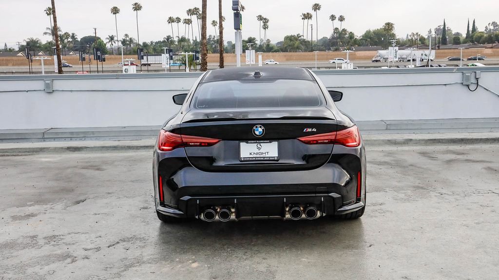 Used 2026 BMW M4 Coupe w/ Executive Package RWD image 8