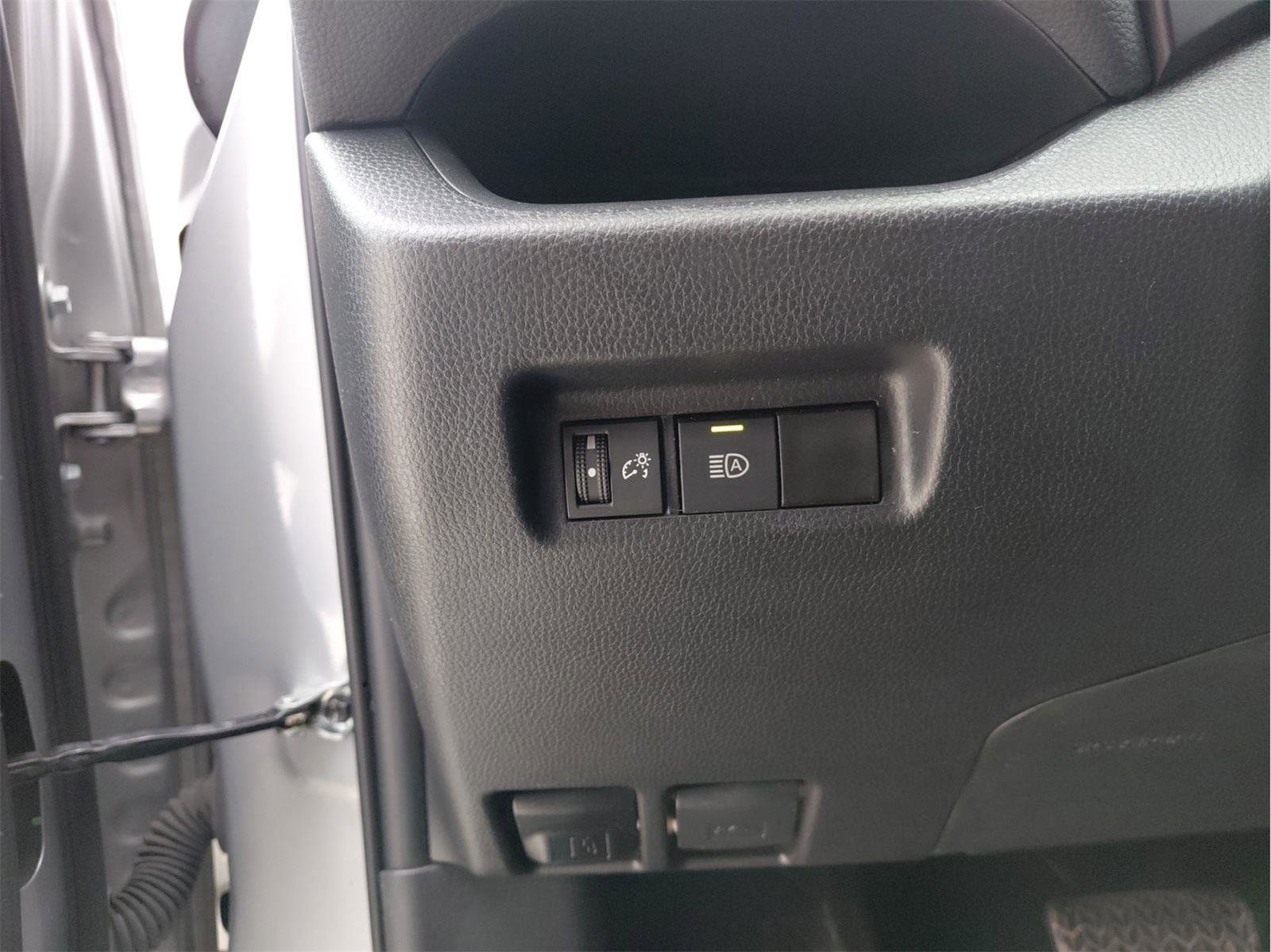 Used 2024 Toyota RAV4 LE image 29