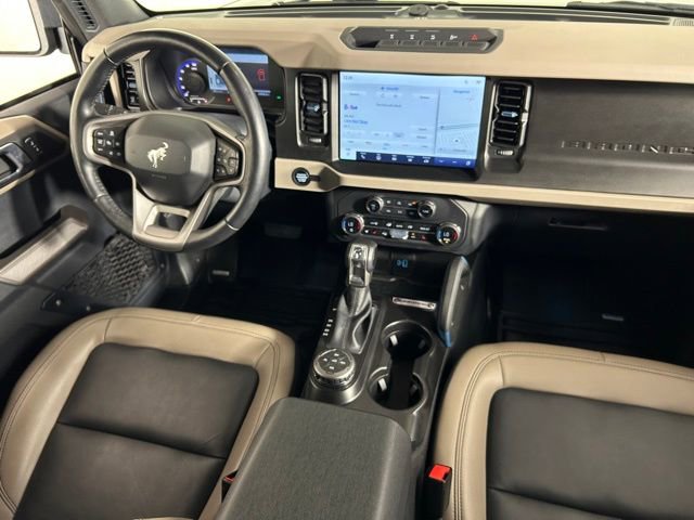Used 2023 Ford Bronco Wildtrak image 11