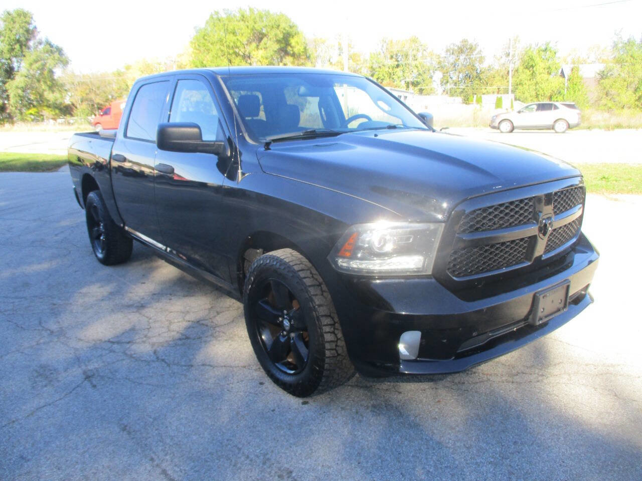 Used 2014 RAM 1500 Express w/ Black Ram 1500 Express Group image 6