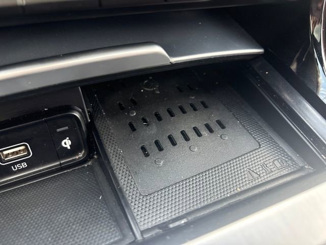 Used 2023 Kia Stinger GT2 w/ Red Interior Color Package image 27