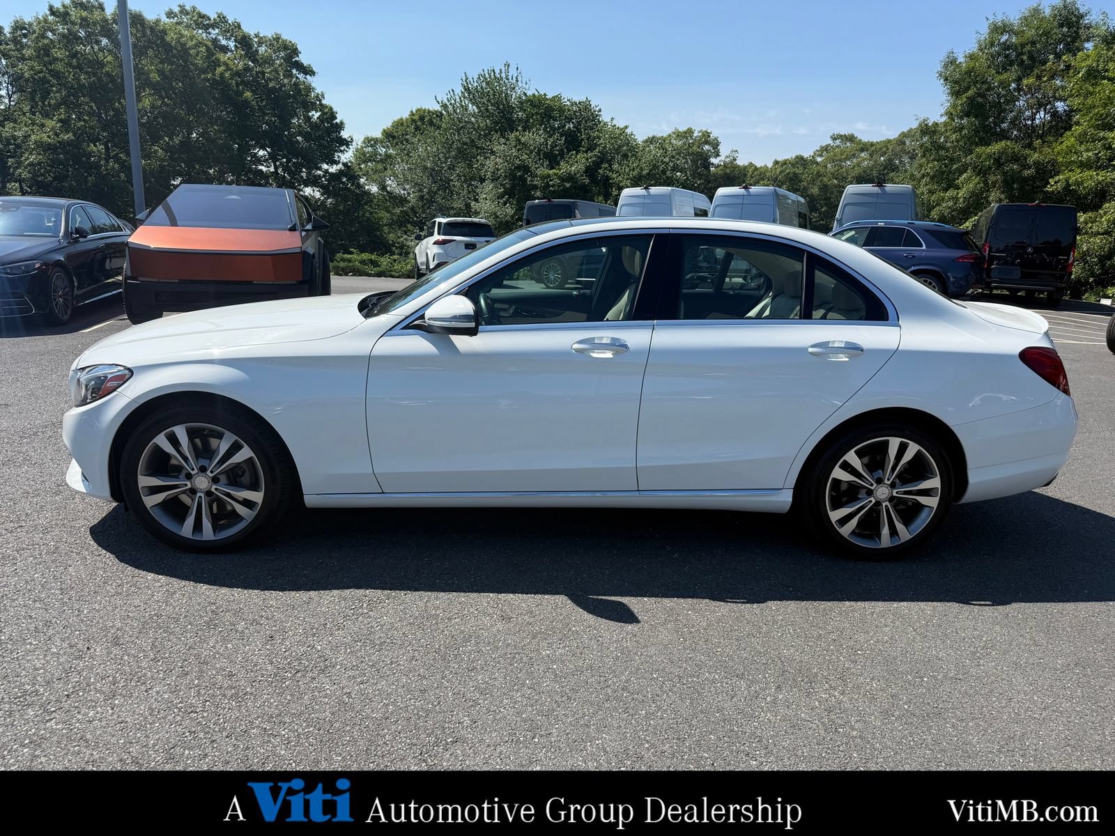 Used 2016 Mercedes-Benz C 300 4MATIC Sedan image 5