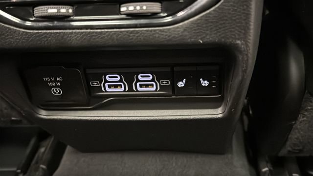 Used 2024 Jeep Grand Cherokee Limited w/ Luxury Tech Group II AWD/4WD image 33
