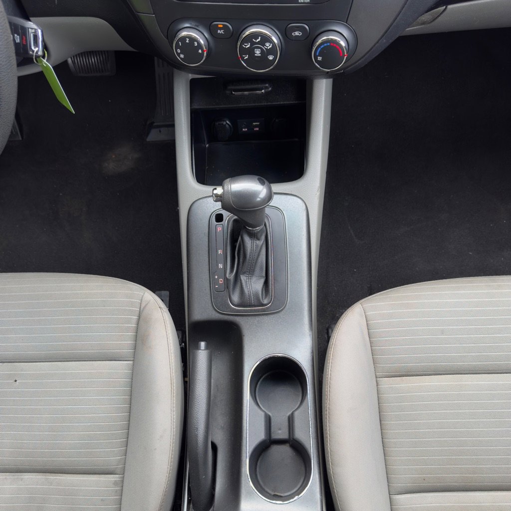 Used 2016 Kia Forte LX w/ LX Popular Plus Package image 22