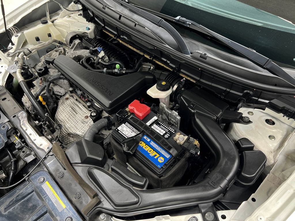 Used 2017 Nissan Rogue SV image 27