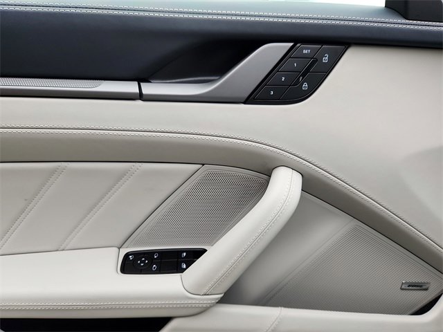 New 2026 Porsche 911 Carrera image 13