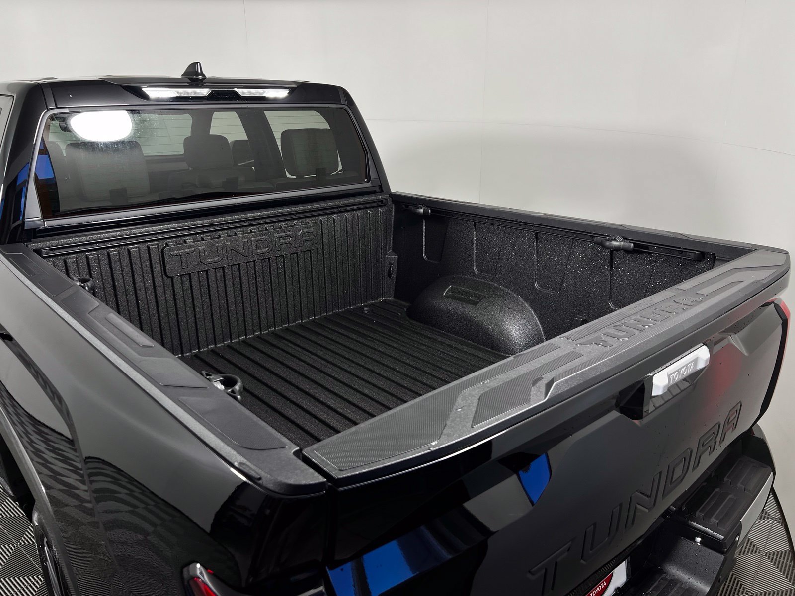 Certified 2026 Toyota Tundra Limited AWD/4WD image 28