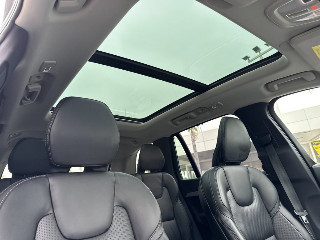 Certified 2024 Volvo XC90 B6 Ultimate AWD/4WD image 17