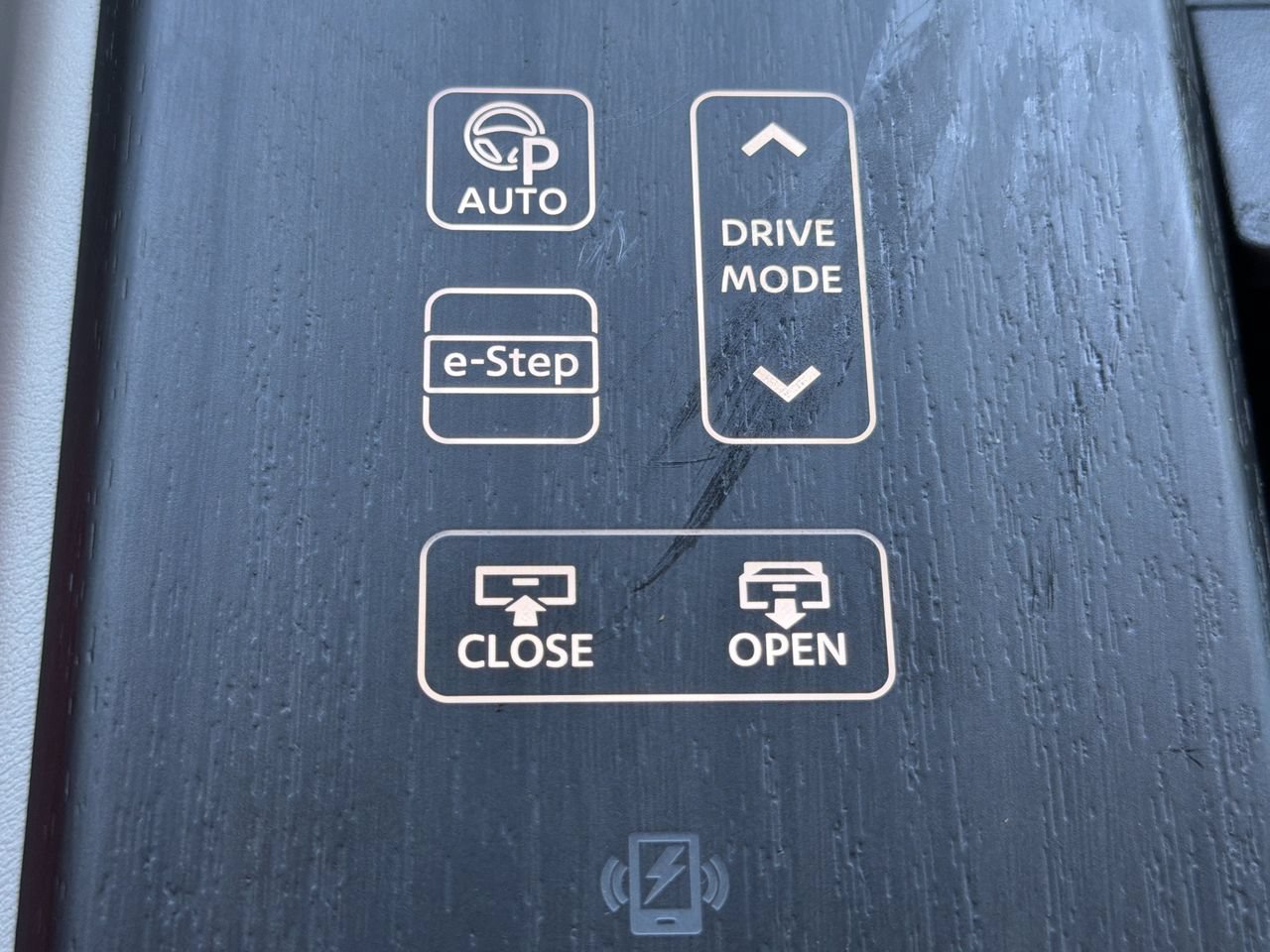 Certified 2024 Nissan Ariya FWD image 8