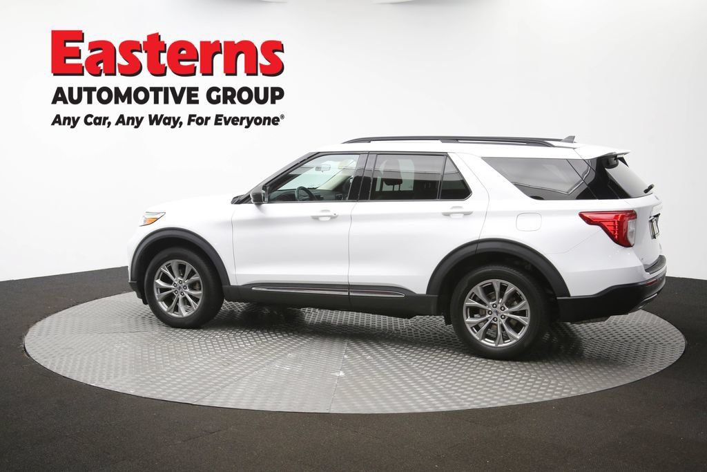 Used 2022 Ford Explorer XLT w/ Equipment Group 202A AWD/4WD image 65