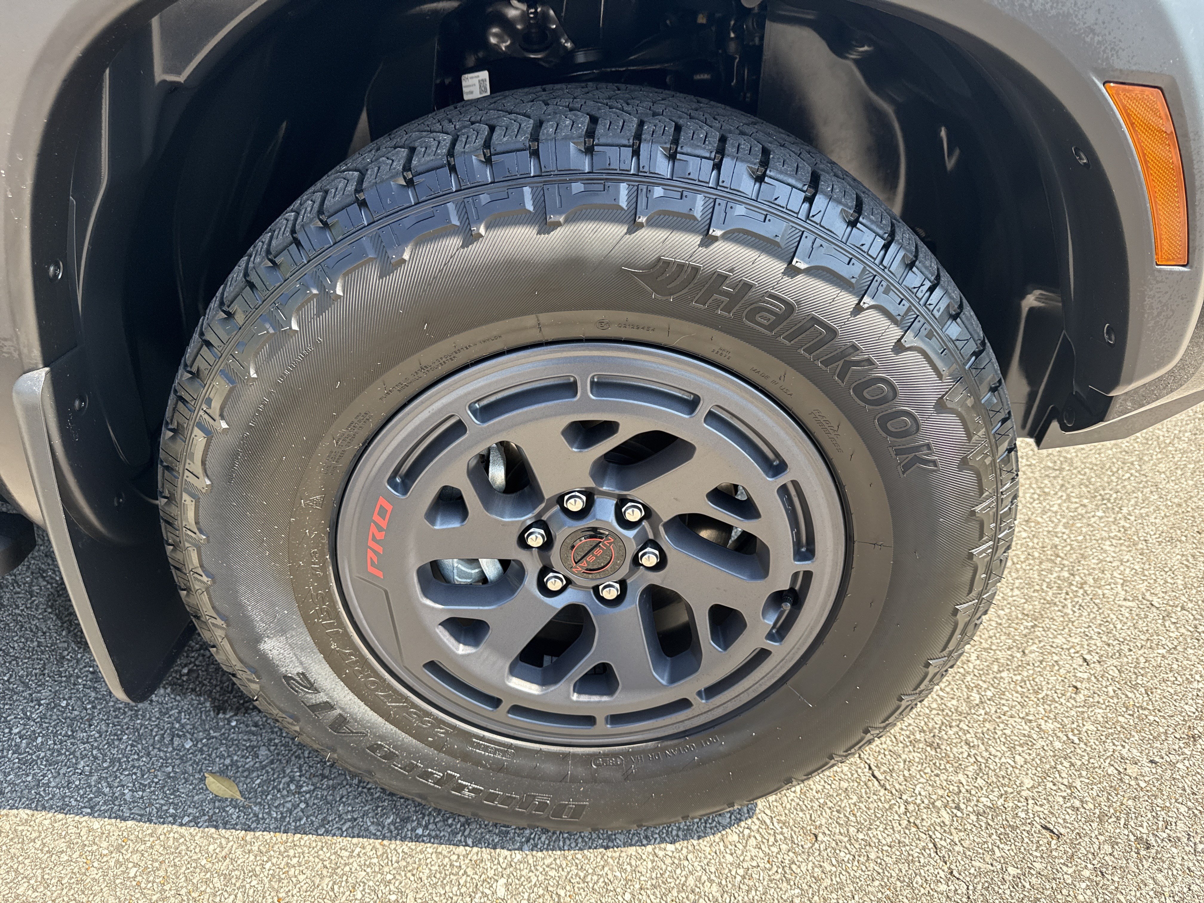 Used 2025 Nissan Frontier PRO-4X AWD/4WD image 12