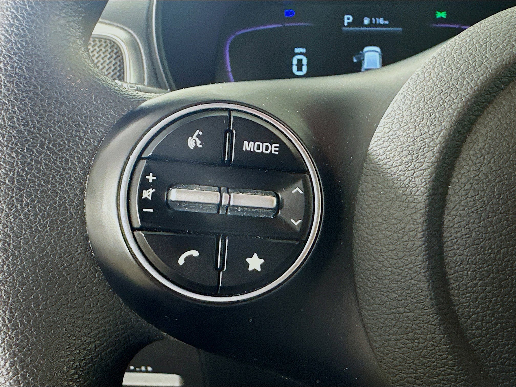 Used 2023 Kia Soul LX w/ LX Technology Package image 13