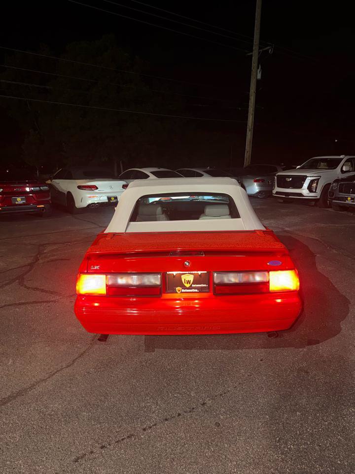 Used 1992 Ford Mustang LX RWD image 3