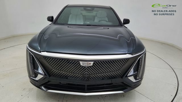 Used 2024 Cadillac Lyriq Luxury RWD image 2