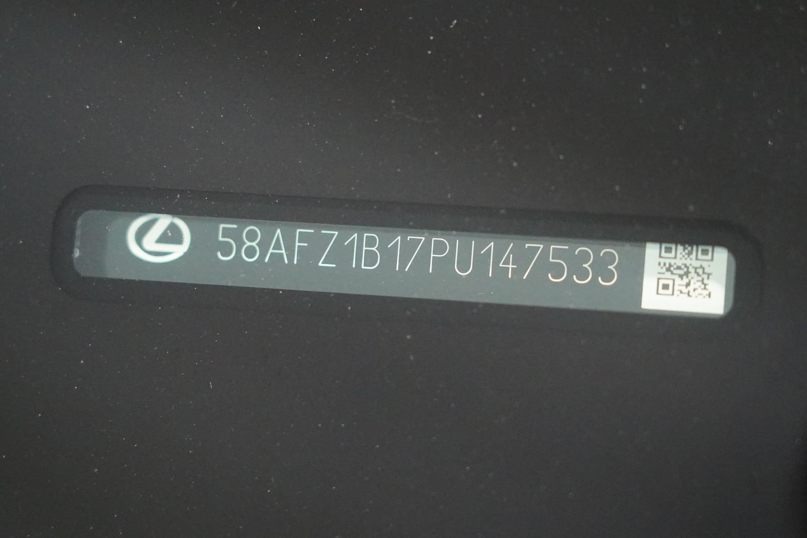 Used 2023 Lexus ES 350 Ultra Luxury w/ Accessory Package (Z2) FWD image 34