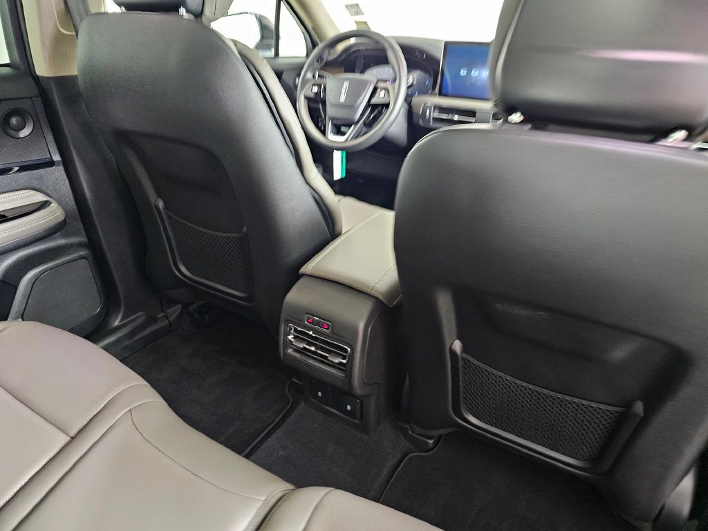 Certified 2026 Lincoln Corsair Grand Touring AWD/4WD image 14
