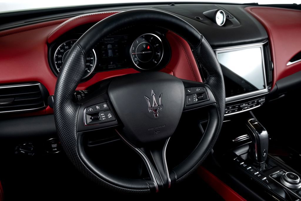 Used 2022 Maserati Levante GT image 31