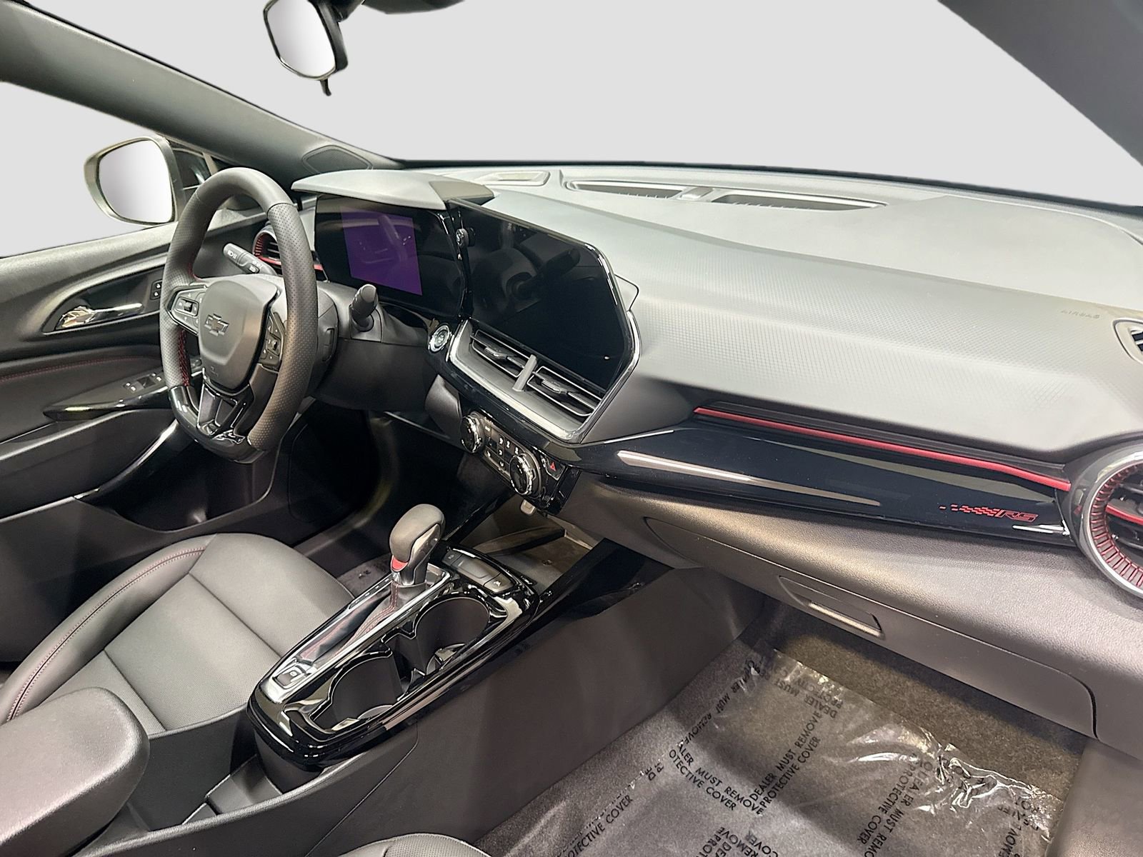 New 2026 Chevrolet Trax RS w/ Sunroof Package FWD image 32