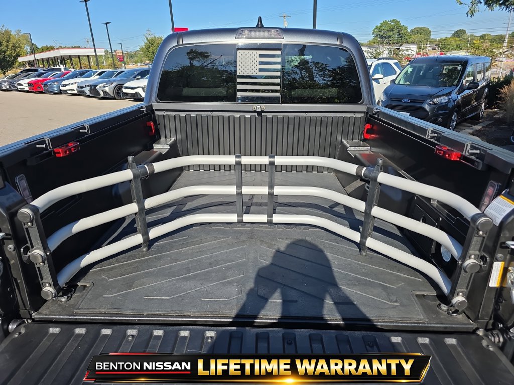 Used 2022 Toyota Tacoma TRD Sport w/ Technology Package AWD/4WD image 16