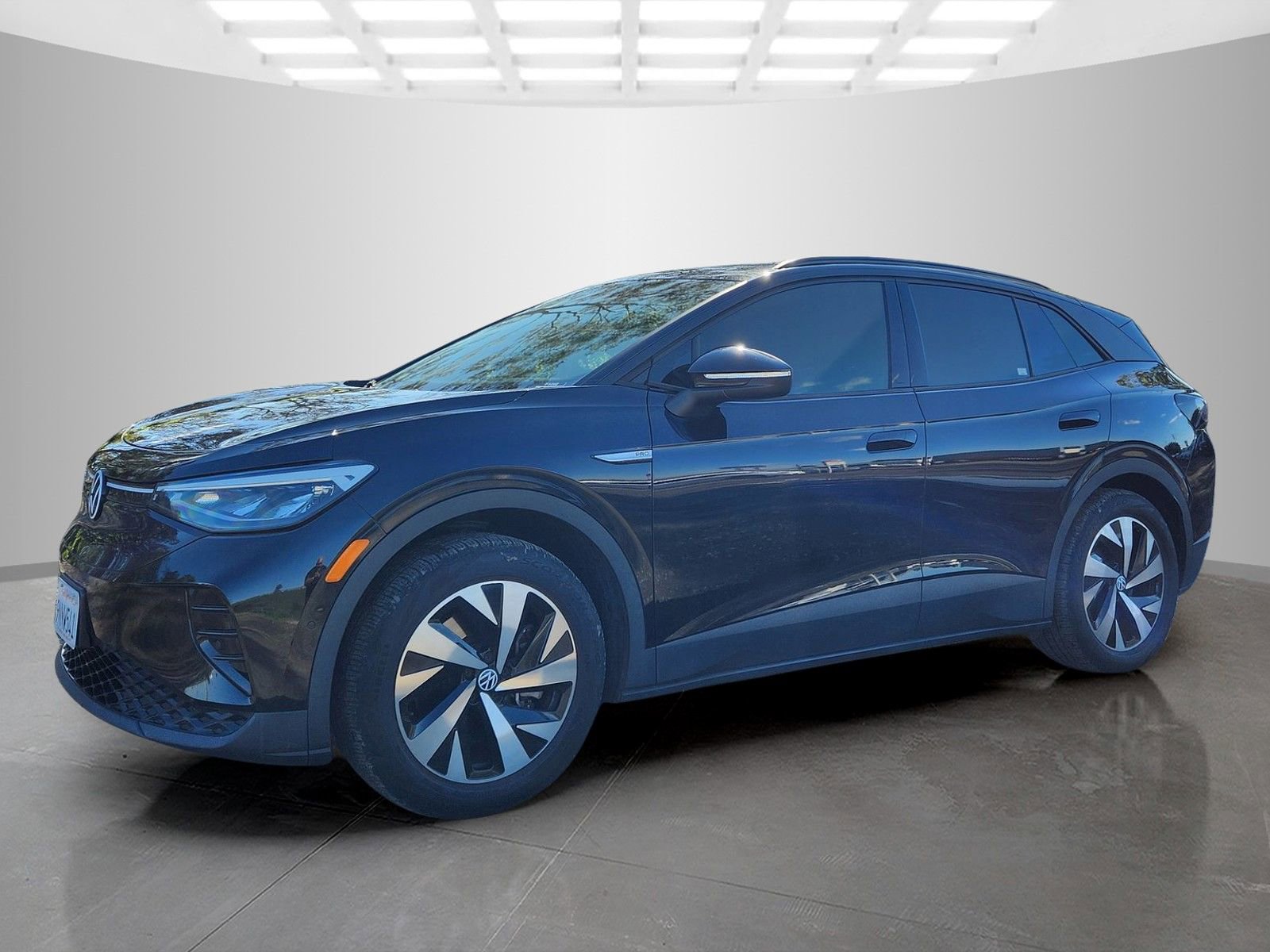 Used 2024 Volkswagen ID.4 Pro image 3